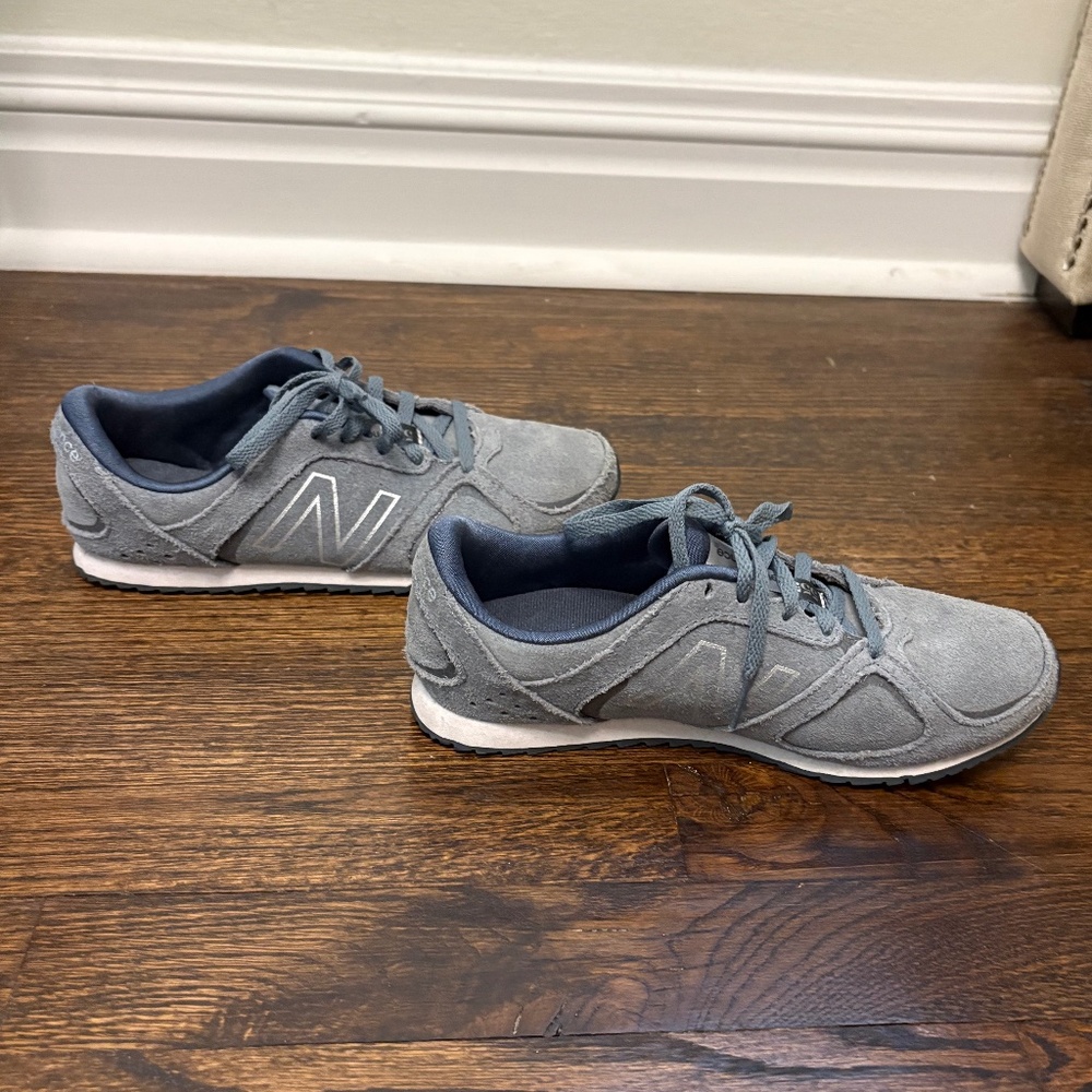 New Balance 555 Retro Charcoal Grey Suede Sneaker, Size 6 - Picture 4 of 15